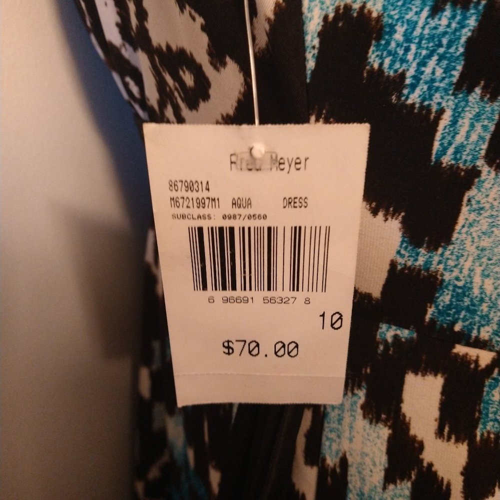 NWT($70) BEACHY BLUES Sleeveless DRESS ⛱️🌞